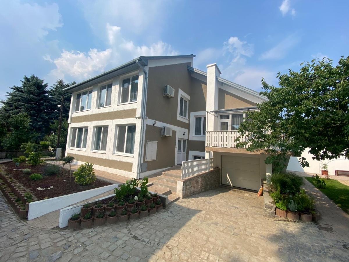 Spirit Homes Apartments Oroshaza Ngoại thất bức ảnh