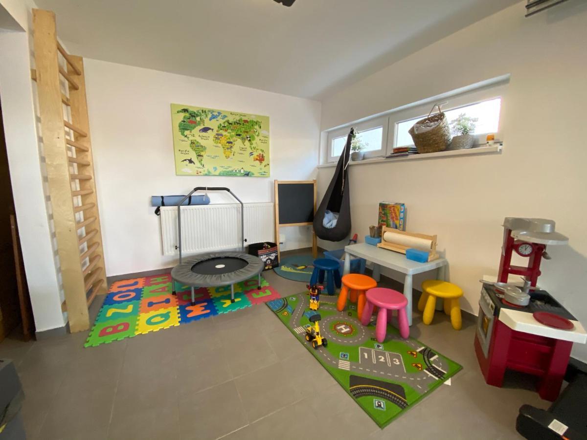 Spirit Homes Apartments Oroshaza Ngoại thất bức ảnh
