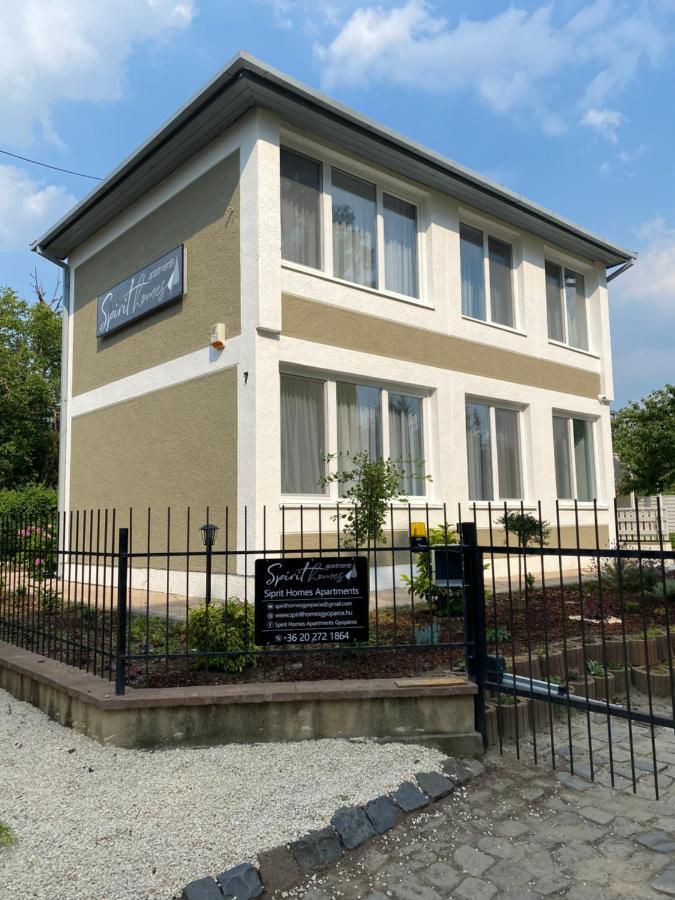 Spirit Homes Apartments Oroshaza Ngoại thất bức ảnh