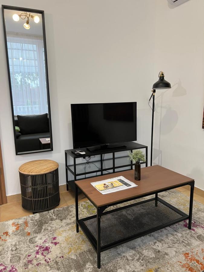 Spirit Homes Apartments Oroshaza Ngoại thất bức ảnh